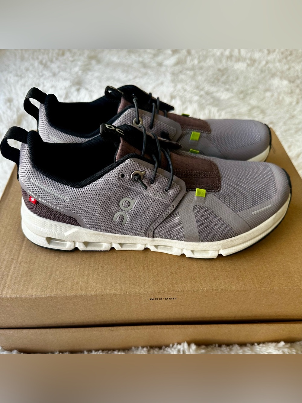 On Running Cloudsky Zinc Grape Girls Running Shoes Youth Size: 4.5 NWOT
